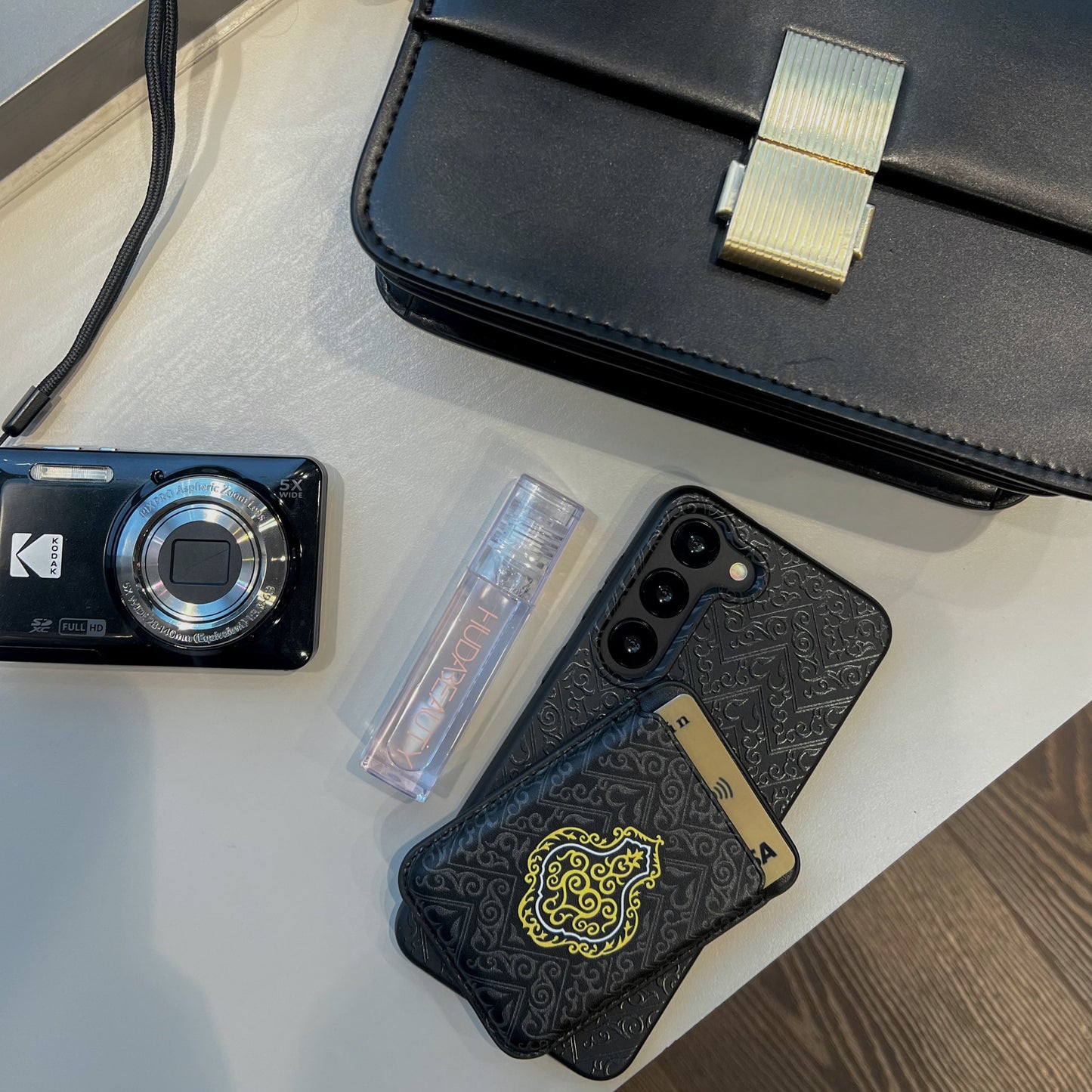 Kiswa MagSafe Card Holder