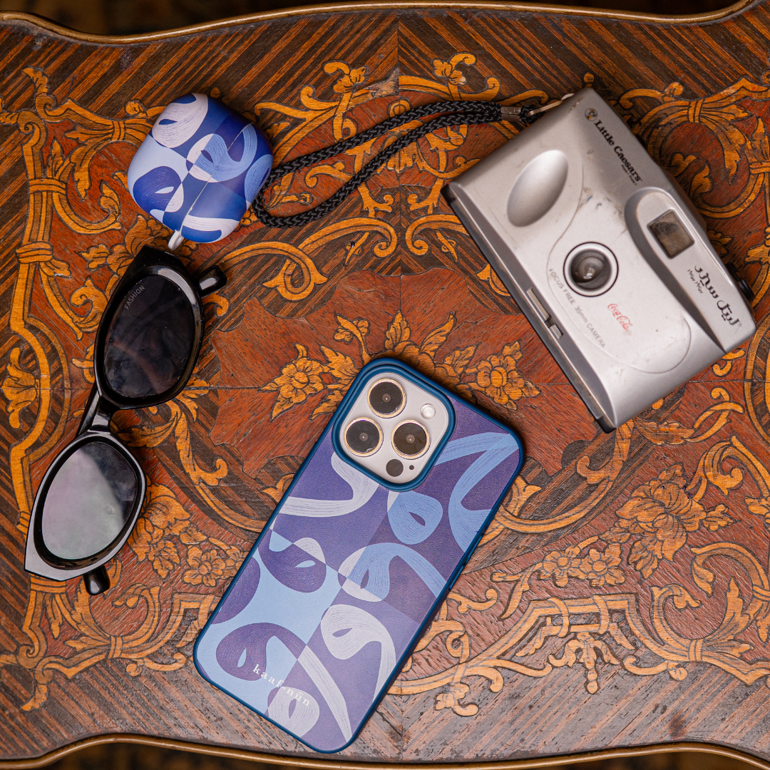 Wāw و Airpods Case Cover