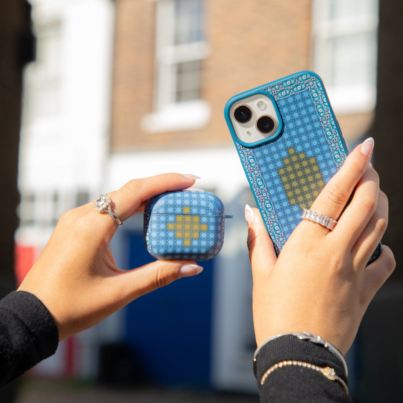 Aqsa Airpods Case Cover