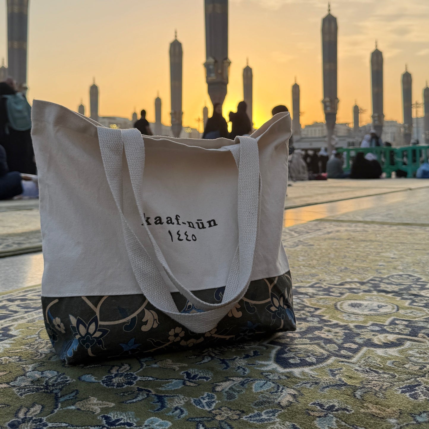 Rawdah Tote Bag