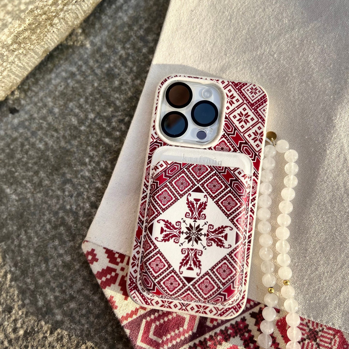 Tatreez MagSafe Card Holder